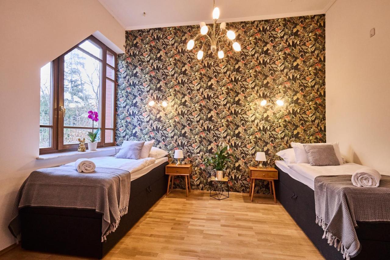 Villa *the Little Castle* With Heated Pool And Sauna Prag